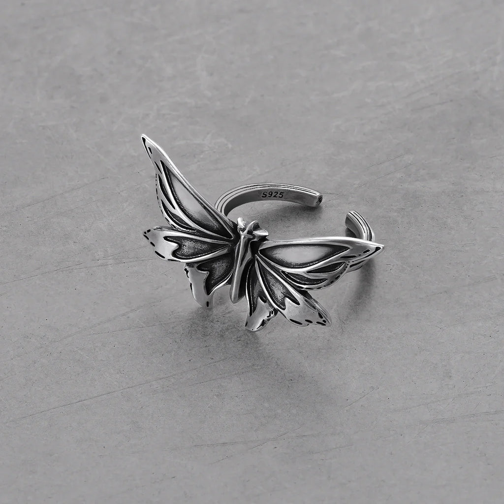 ETERNAL MOTH RINGS